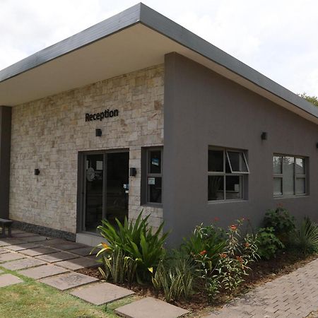 Sandpiper Villas Chobe Kasane Dış mekan fotoğraf