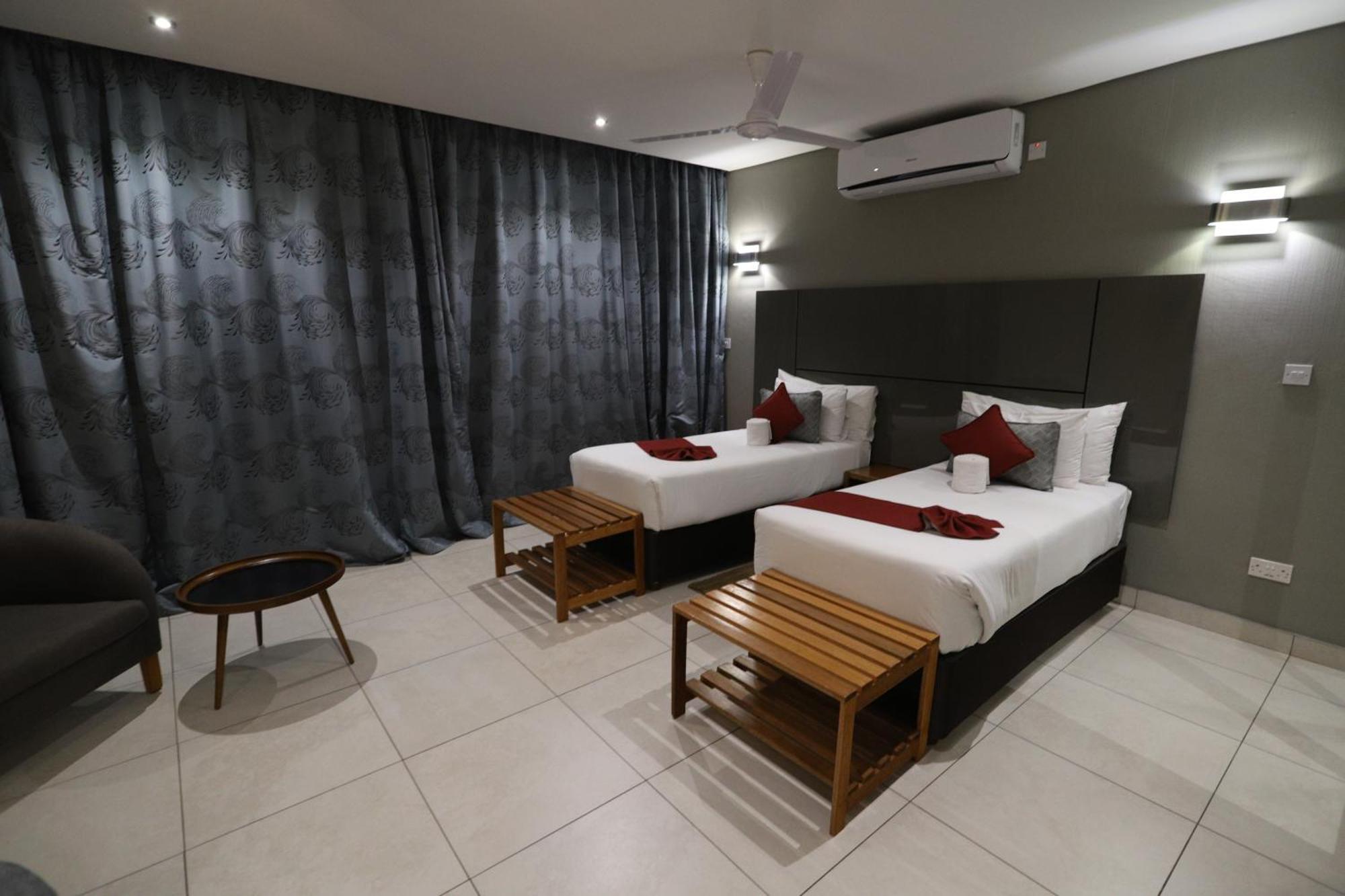 Sandpiper Villas Chobe Kasane Oda fotoğraf